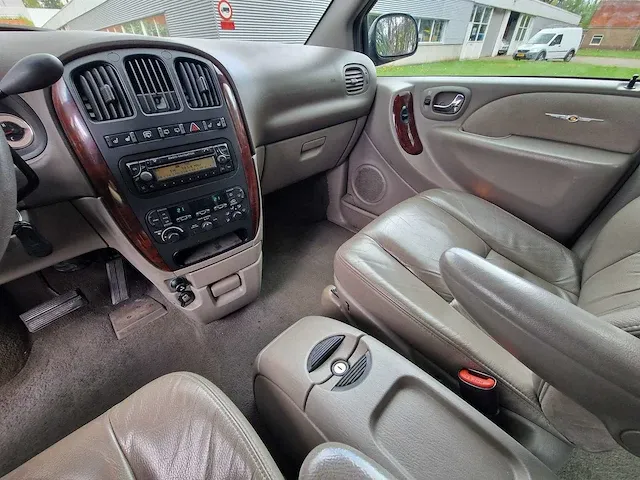 Chrysler - grand voyager - 3.3i v6 limited - 10-hx-hp - 2002 - afbeelding 3 van  22