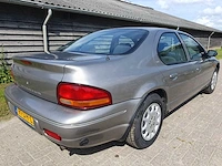 Chrysler - stratus - 2.0i-16v le - car - afbeelding 19 van  22