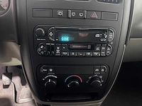 Chrysler - voyager - 2.4i se - 80-xv-tz - afbeelding 6 van  17