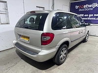Chrysler - voyager - 2.4i se - 80-xv-tz - afbeelding 13 van  17