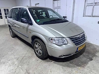 Chrysler - voyager - 2.4i se - 80-xv-tz - afbeelding 15 van  17