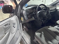 Chrysler - voyager - 2.8 crd se automaat- 67-vrf-9 - afbeelding 7 van  18