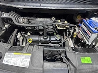 Chrysler - voyager - 3.3i v6 se luxe - 03-pv-xh - afbeelding 17 van  18