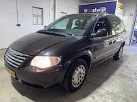 Chrysler - voyager - 3.3i v6 se luxe - 03-pv-xh - afbeelding 1 van  18