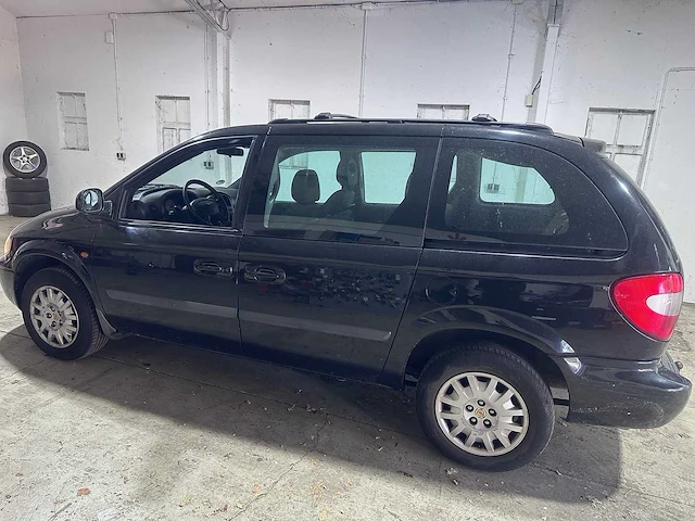 Chrysler - voyager - 3.3i v6 se luxe - 03-pv-xh - afbeelding 2 van  18