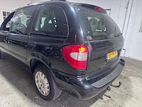 Chrysler - voyager - 3.3i v6 se luxe - 03-pv-xh - afbeelding 3 van  18