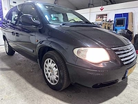 Chrysler - voyager - 3.3i v6 se luxe - 03-pv-xh - afbeelding 6 van  18