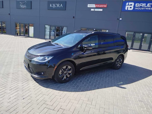 Chrysler 2020 3.6 pacific hybrid - afbeelding 1 van  23
