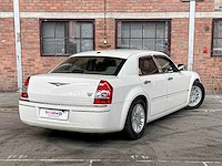 Chrysler 300c 3.5 v6 253pk 2006 youngtimer - afbeelding 2 van  38
