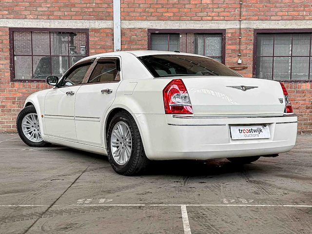 Chrysler 300c 3.5 v6 253pk 2006 youngtimer - afbeelding 5 van  38