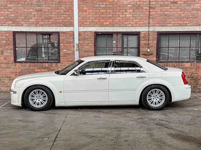 Chrysler 300c 3.5 v6 253pk 2006 youngtimer - afbeelding 8 van  38