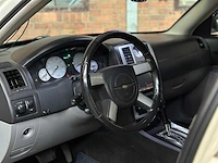 Chrysler 300c 3.5 v6 253pk 2006 youngtimer - afbeelding 9 van  38