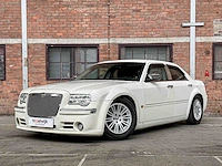 Chrysler 300c 3.5 v6 253pk 2006 youngtimer - afbeelding 1 van  38