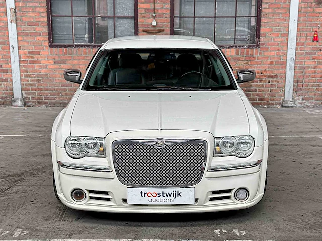 Chrysler 300c 3.5 v6 253pk 2006 youngtimer - afbeelding 33 van  38
