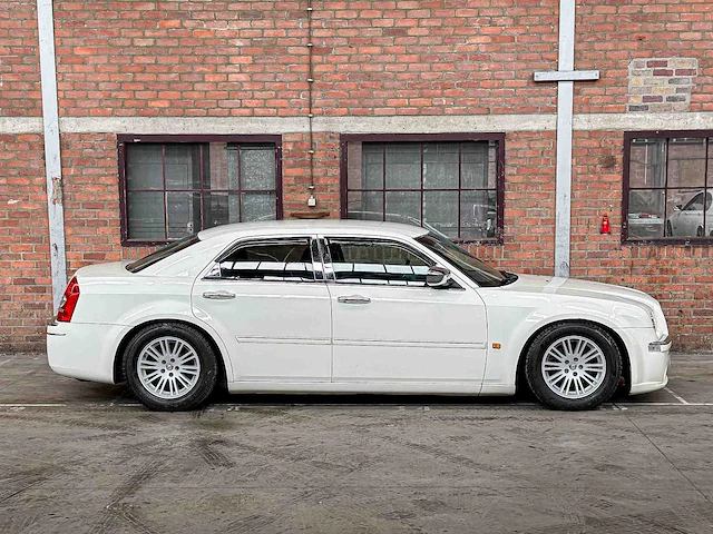 Chrysler 300c 3.5 v6 253pk 2006 youngtimer - afbeelding 37 van  38