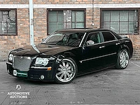 Chrysler 300c hemi 5.7 v8 340pk 2004 youngtimer - afbeelding 12 van  44