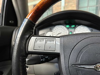 Chrysler 300c hemi 5.7 v8 340pk 2005 -youngtimer- - afbeelding 13 van  40