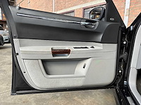 Chrysler 300c hemi 5.7 v8 340pk 2005 -youngtimer- - afbeelding 20 van  40