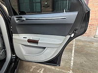 Chrysler 300c hemi 5.7 v8 340pk 2005 -youngtimer- - afbeelding 27 van  40