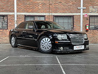 Chrysler 300c hemi 5.7 v8 340pk 2005 -youngtimer- - afbeelding 37 van  40
