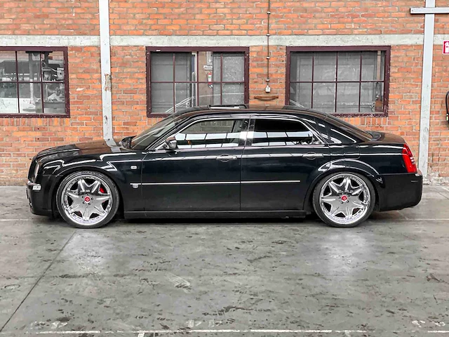 Chrysler 300c hemi 5.7 v8 340pk 2005 youngtimer - afbeelding 8 van  39