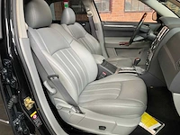 Chrysler 300c hemi 5.7 v8 340pk 2005 youngtimer - afbeelding 31 van  39