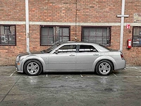Chrysler 300c hemi 5.7 v8 340pk 2005 youngtimer - afbeelding 10 van  44