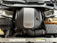 Chrysler 300c hemi 5.7 v8 340pk 2005 youngtimer - afbeelding 37 van  44