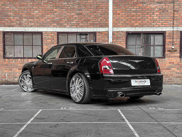 Chrysler 300c hemi 5.7 v8 340pk 2006 youngtimer - afbeelding 7 van  44