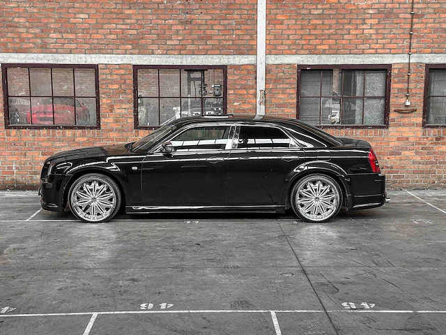 Chrysler 300c hemi 5.7 v8 340pk 2006 youngtimer - afbeelding 10 van  44