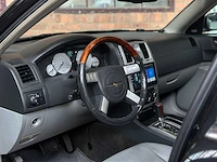 Chrysler 300c hemi 5.7 v8 340pk 2006 youngtimer - afbeelding 11 van  44