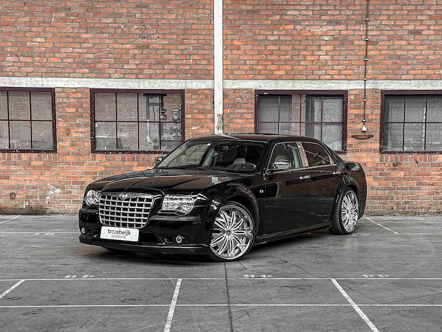 Chrysler 300c hemi 5.7 v8 340pk 2006 youngtimer - afbeelding 23 van  44
