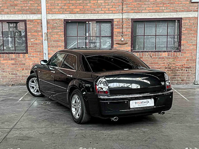 Chrysler 300c hemi 5.7 v8 340pk 2006 youngtimer - afbeelding 8 van  40