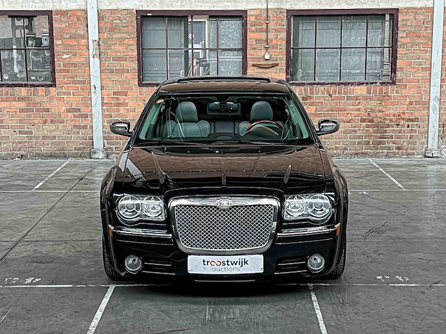 Chrysler 300c hemi 5.7 v8 340pk 2006 youngtimer - afbeelding 37 van  40