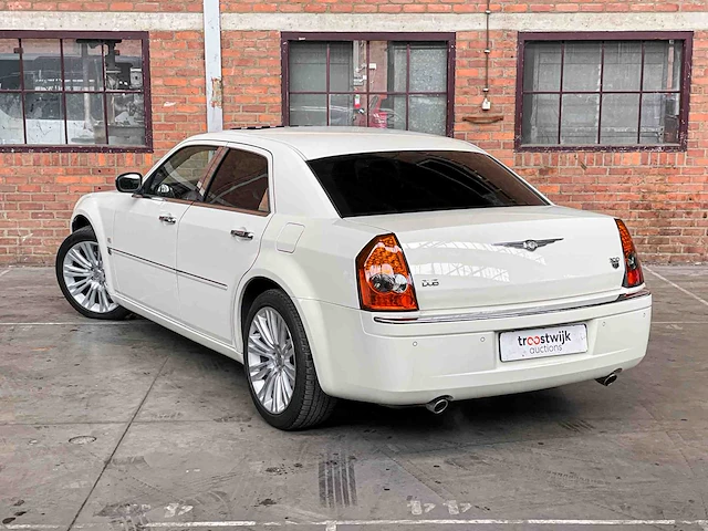 Chrysler 300c hemi 5.7 v8 340pk 2006 youngtimer - afbeelding 7 van  38