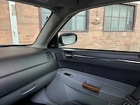 Chrysler 300c hemi 5.7 v8 340pk 2006 youngtimer - afbeelding 20 van  38