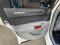 Chrysler 300c hemi 5.7 v8 340pk 2006 youngtimer - afbeelding 22 van  38