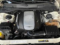 Chrysler 300c hemi 5.7 v8 340pk 2006 youngtimer - afbeelding 31 van  38