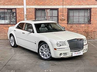 Chrysler 300c hemi 5.7 v8 340pk 2006 youngtimer - afbeelding 37 van  38