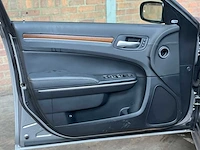 Chrysler 300c ld hemi facelift 5.7 v8 367pk 2014 - afbeelding 18 van  49