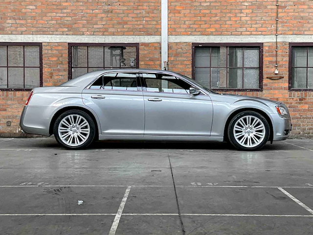 Chrysler 300c ld hemi facelift 5.7 v8 367pk 2014 - afbeelding 9 van  49