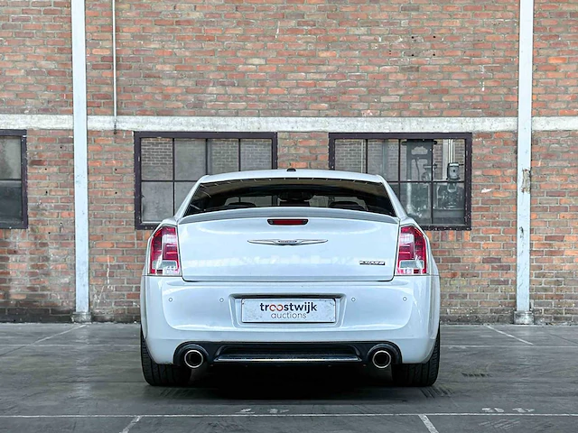 Chrysler 300c srt8 facelift 6.1 v8 477pk 2012 - afbeelding 5 van  41