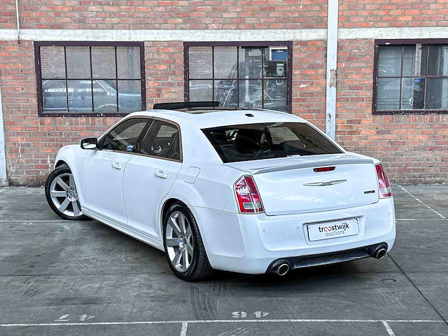 Chrysler 300c srt8 facelift 6.1 v8 477pk 2012 - afbeelding 8 van  41