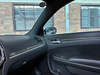 Chrysler 300c srt8 facelift 6.1 v8 477pk 2012 - afbeelding 24 van  41