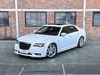 Chrysler 300c srt8 facelift 6.1 v8 477pk 2012 - afbeelding 34 van  41