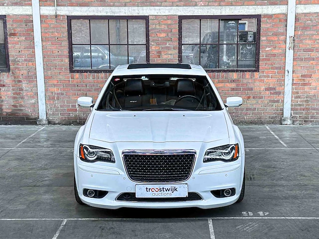 Chrysler 300c srt8 facelift 6.1 v8 477pk 2012 - afbeelding 38 van  41