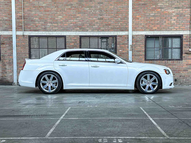Chrysler 300c srt8 facelift 6.1 v8 477pk 2012 - afbeelding 41 van  41