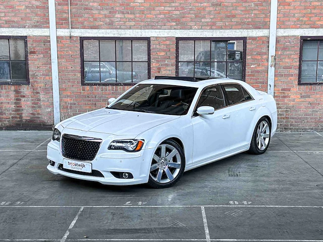 Chrysler 300c srt8 facelift 6.1 v8 477pk 2012 - afbeelding 4 van  41