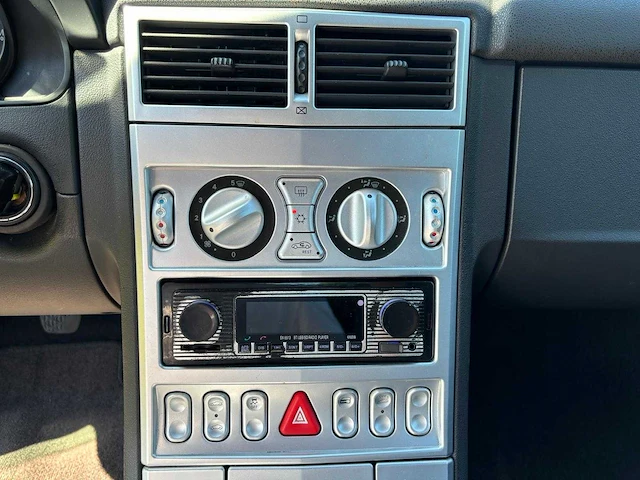 Chrysler crossfire 3.2 v6, 76-zd-ps - afbeelding 2 van  11