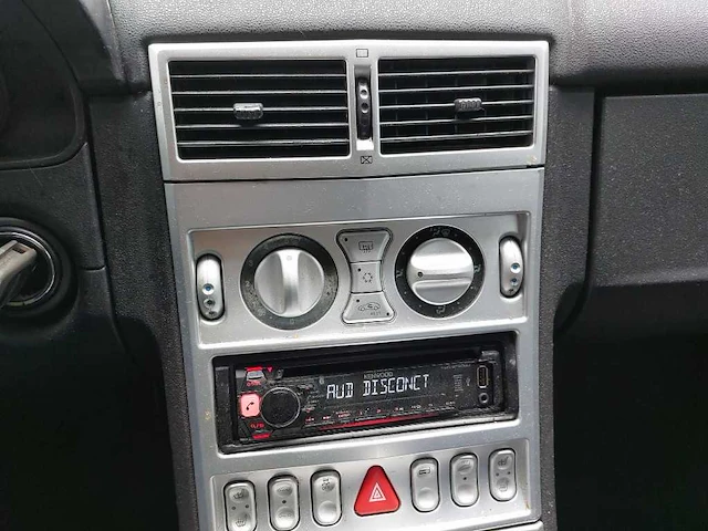 Chrysler crossfire 3.2 v6 limited , nl-317-j - afbeelding 16 van  17
